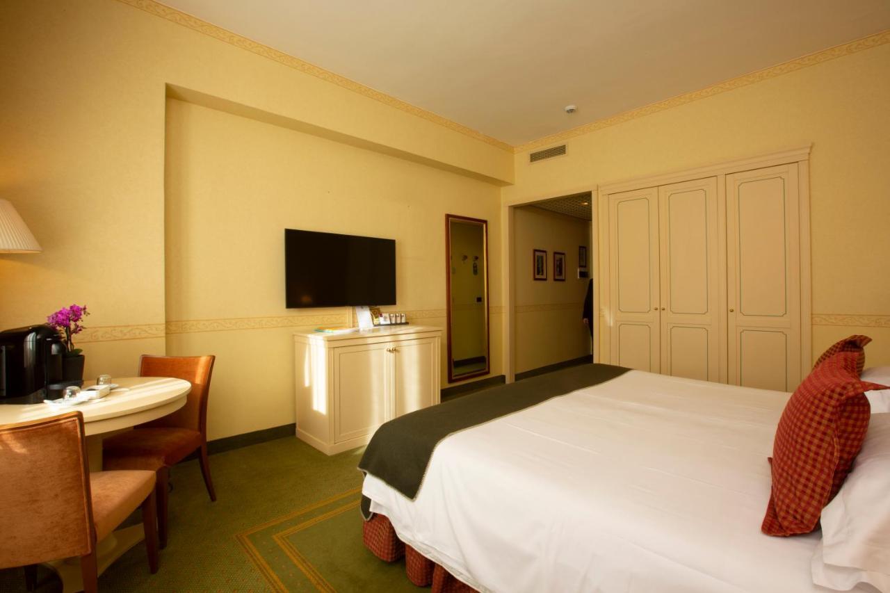 Grand Hotel Royal E Golf Courmayeur Kültér fotó